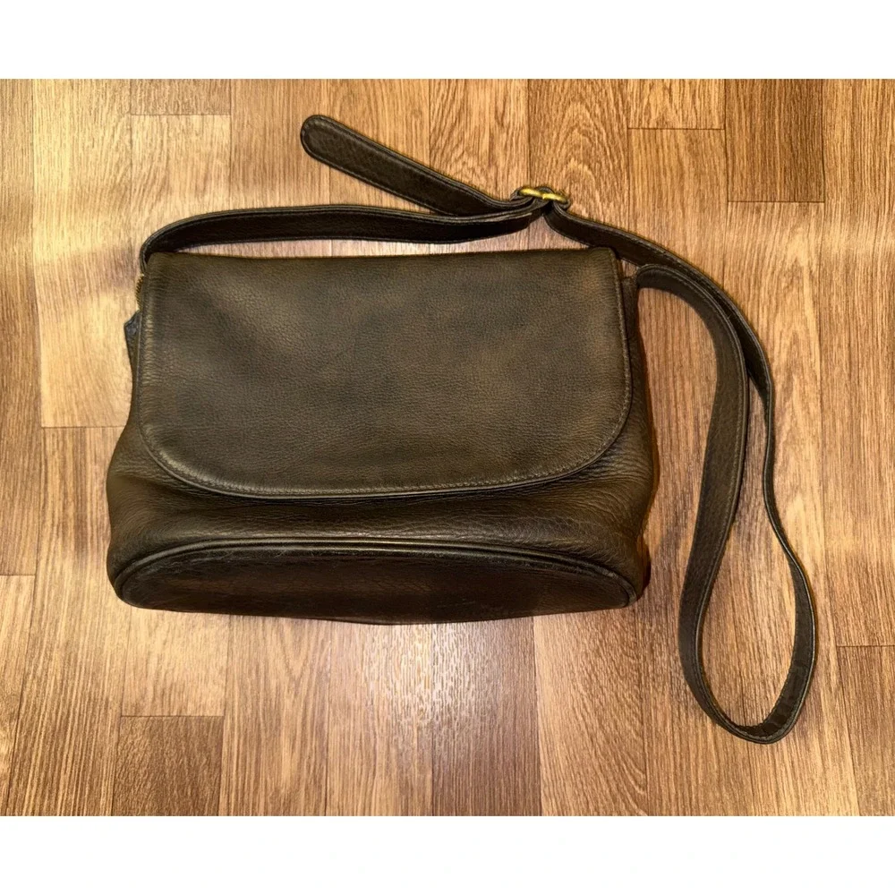 Coach vintage crossbody